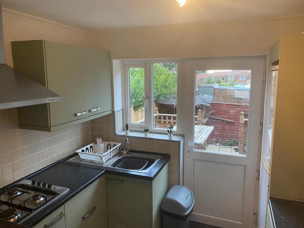 Montrose - Perfect Contractor Stay, Own Driveway, 3 Bedrooms Gateshead Eksteriør billede